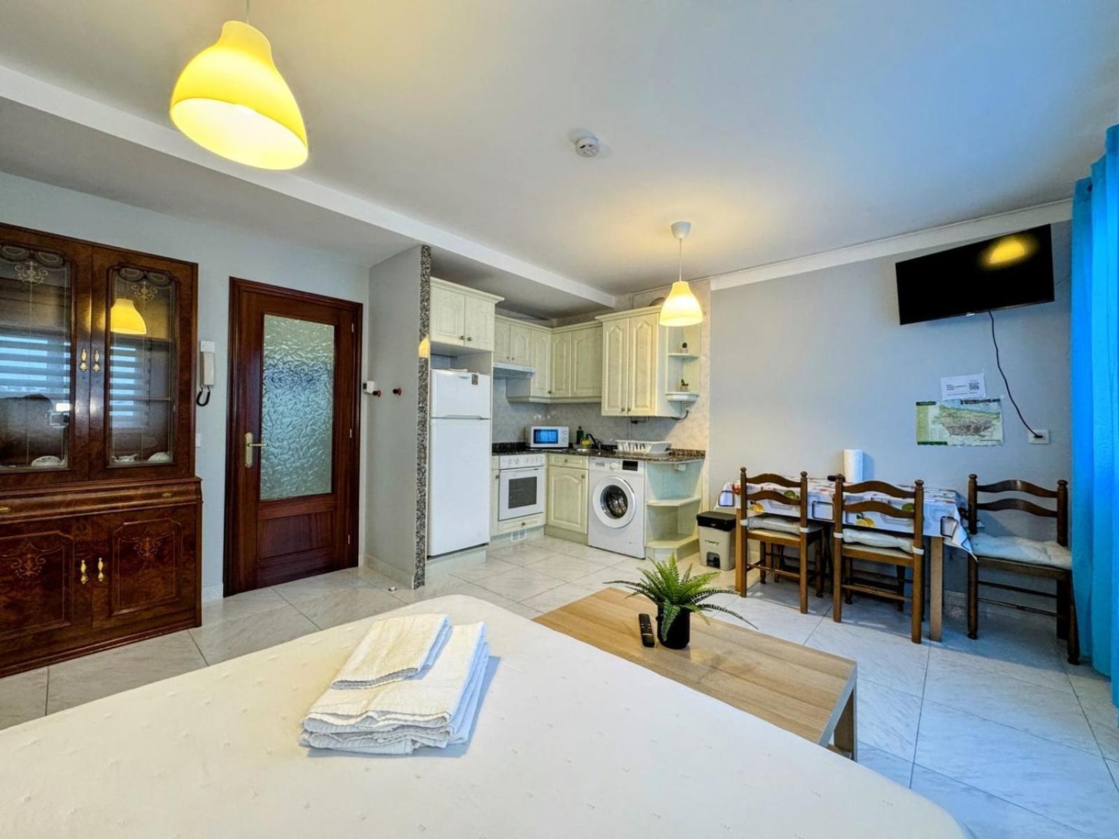 Apartamento Elena Centrico Con Wifi Onís Buitenkant foto